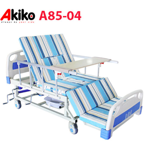 Giường y tế Akiko A85-04 trang bị bồn gội đầu, chậu ngâm chân.