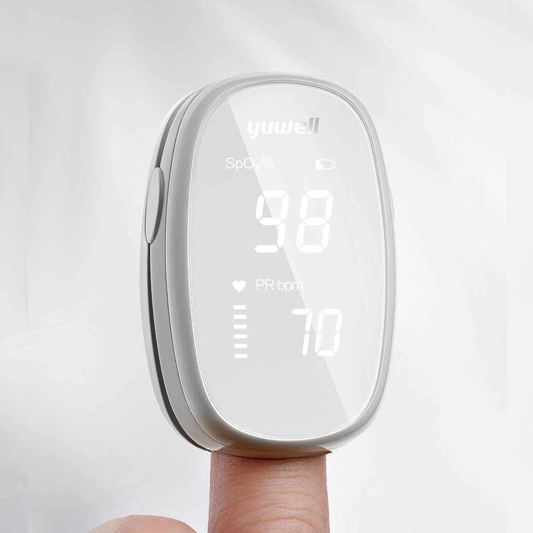 Máy đo nồng độ oxy kẹp ngón tay Yuwell YX102 có thiết kế vô cùng nhỏ gọn và hiện đại.