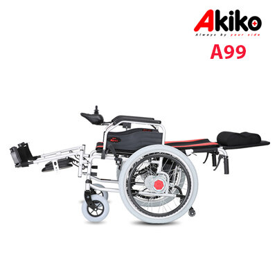 ​Xe lăn điện Akiko A99 điện từ an toàn cho người dùng.