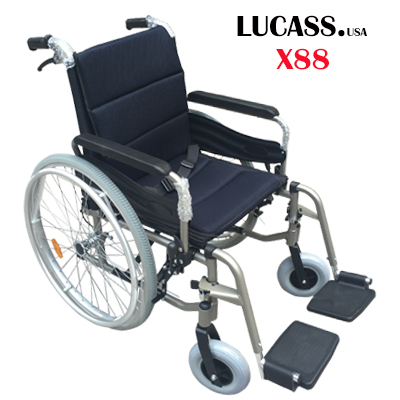 Xe lăn tay hợp kim nhôm Lucass X88 đảm bảo an toàn cho người sử dụng.